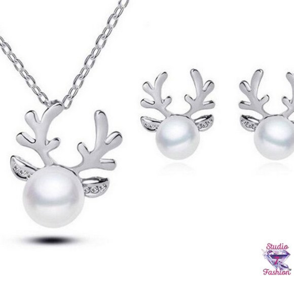 Dashing Through The Snow Reindeer Necklace Earring Set - Picture 6 of 6